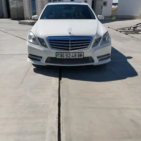 Mercedes-Benz E350 2012