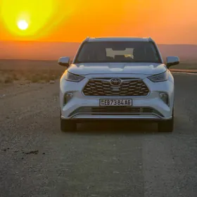 Toyota Highlander 2020