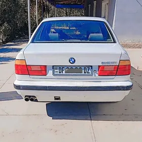 BMW 525 1989