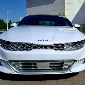 Kia K5 2021