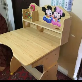 СтолШкольный столик