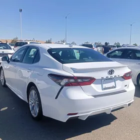 Toyota Camry 2022