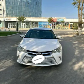 Toyota Camry 2015
