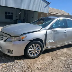 Toyota Camry 2010