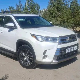 Toyota Highlander 2018