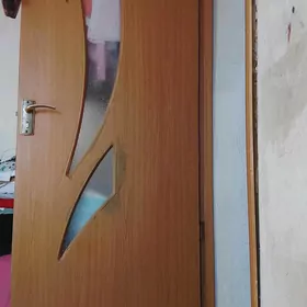 дверь дервянная