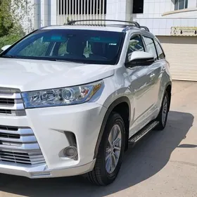 Toyota Highlander 2017