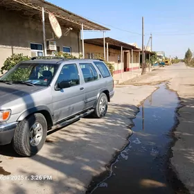 Nissan Pathfinder 1998
