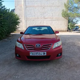 Toyota Camry 2010