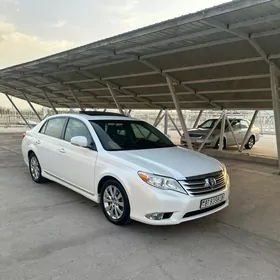Toyota Avalon 2011