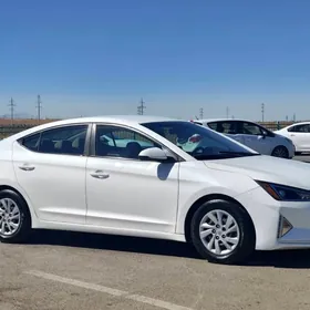 Hyundai Elantra 2020