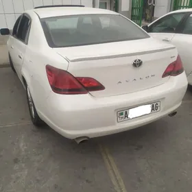 Toyota Avalon 2005