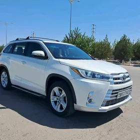 Toyota Highlander 2017