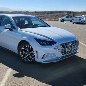 Hyundai Sonata 2020