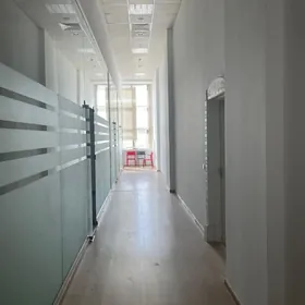 ARENDA OFIS BERKARAR