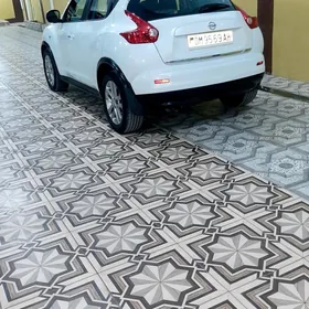 Nissan JUKE 2013