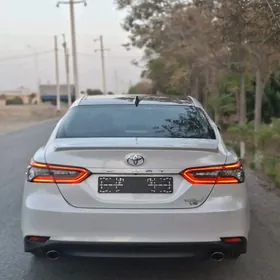 Toyota Camry 2023