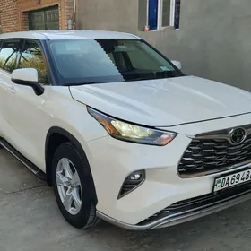 Toyota Highlander 2020