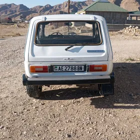 Lada Niva 1986