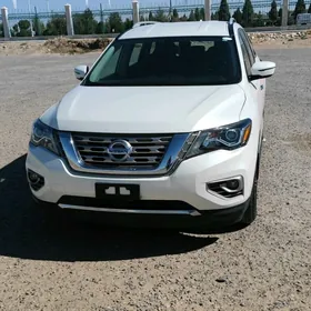 Nissan Pathfinder 2020