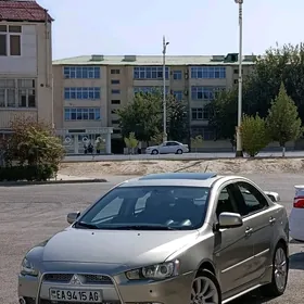 Mitsubishi Lancer Evolution 2009
