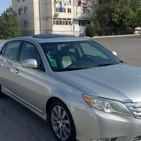 Toyota Avalon 2011