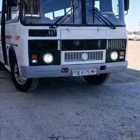 ПАЗ 3205 2005