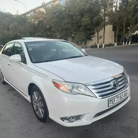 Toyota Avalon 2011