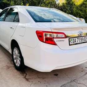 Toyota Camry 2012