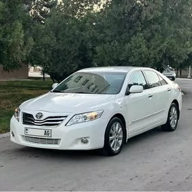 Toyota Camry 2010