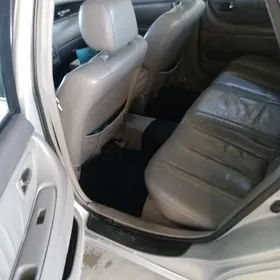 Toyota Avalon 2003