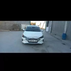 Hyundai Elantra 2019