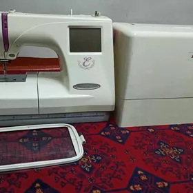 Janome 350 kompýuter maşyn.