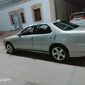 Toyota Cresta 1993