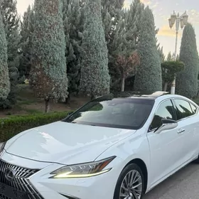 Lexus ES 350 2019