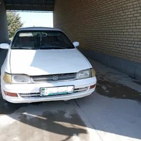 Toyota Corona 1995