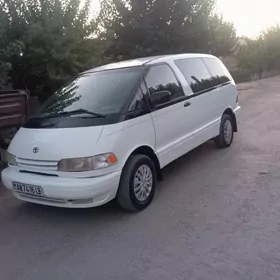 Toyota Previa 1991