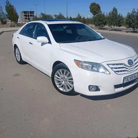 Toyota Camry 2010