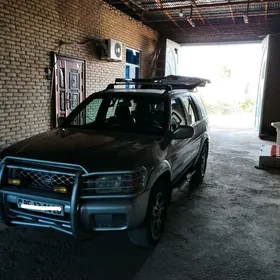 Nissan Pathfinder 2001