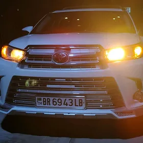 Toyota Highlander 2017