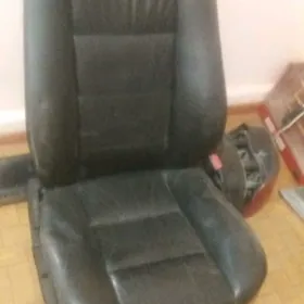 Сидения Е 34  95 БМВ
