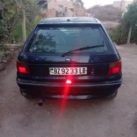 Opel Astra 1992