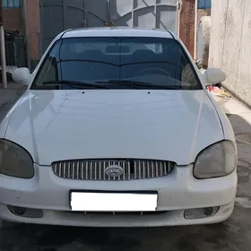 Hyundai Sonata 2000
