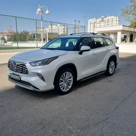 Toyota Highlander 2020