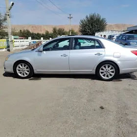 Toyota Avalon 2005