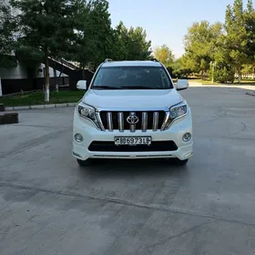 Toyota Land Cruiser Prado 2014