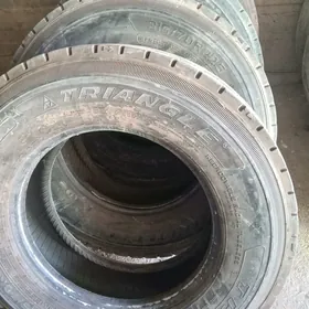 Volvo 315.70R22.5
