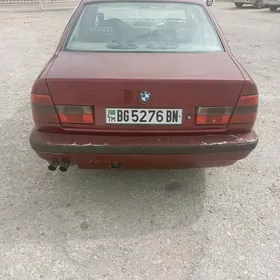 BMW 525 1990