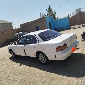 Toyota Camry 1992