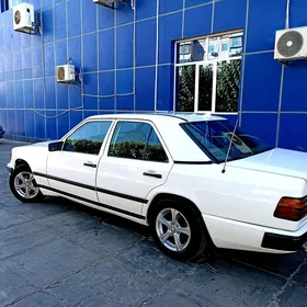 Mercedes-Benz 230E 1987